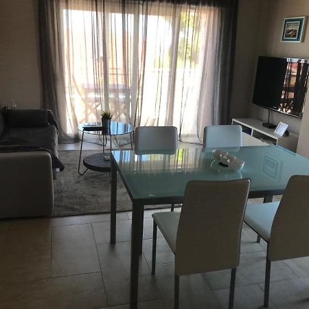 Apartments Maslina Primosten Luaran gambar