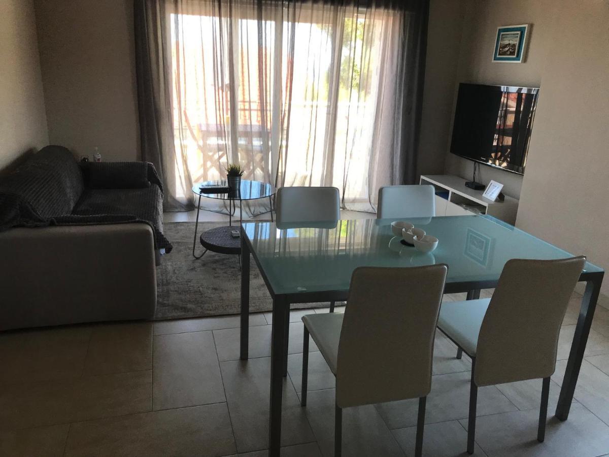 Apartments Maslina Primosten Luaran gambar
